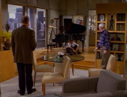 Esta serie salida de uno de los personajes de 'Cheers' nos demostró que había un lugar todavía más acogedor y fotogénico que aquel bar: el apartamento de Frasier, uno de sus clientes, en su Seattle natal.