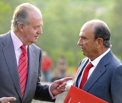 Juan Carlos I, junto con Emilio Botín.