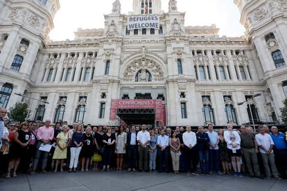 Minuto de silencio este mediodía en la sede del Ayuntamiento de Madrid.