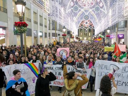 Protesto em Málaga contra a ascensão do partido de extrema-direita Vox   