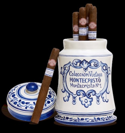 Habanos ha lanzado una nueva edición de la colección Vintage en exclusiva para el mercado español. Es una serie limitada de 2.000 piezas únicas presentadas en una jarra de cerámica de Talavera de la Reina fabricada a mano, que se ha convertido en una pieza de coleccionismo. Esta particular edición está protagonizada por la marca Montecristo y su vitola Montecristo no.1, un habano de vitola de galera Cervantes, cepo 42 y 165 milímetros de longitud. Los tabacos fueron cuidadosamente torcidos en 2008. Precio: 290,70 euros.