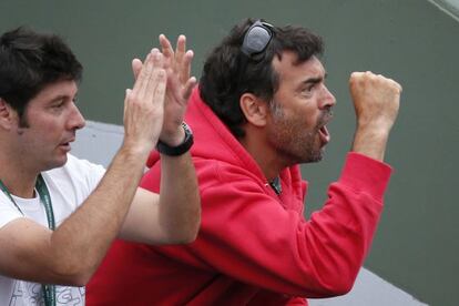 Bruguera celebra un punto de Gasquet en París. 