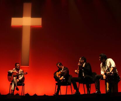 De izquierda a derecha, los artistas Tito Losada, Lucky Losada, Iván Losada y Antonio Losada.