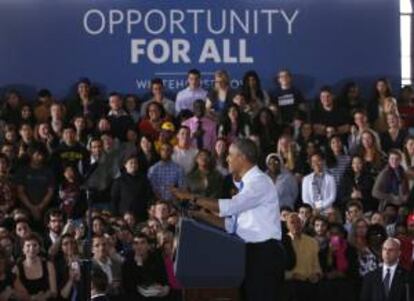 El presidente de los Estados Unidos, Barack Obama, fue registrado este miércoles, al dar un discurso,  en la Universidad de Michigan (EE.UU.), donde afirmó que "salarios justos y mayores ganancias pueden ir de la mano".