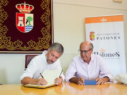 El consejero al que Ayuso y Feijóo apuntan por la compra del ático pide comparecer ante la Asamblea de Madrid para dar explicaciones