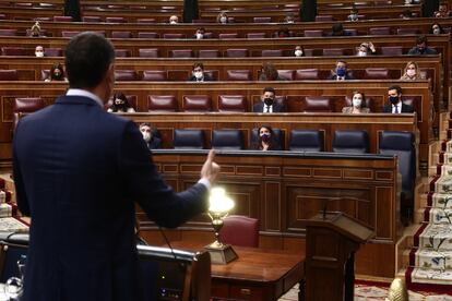 El presidente del Gobierno, Pedro Sánchez, interviene durante la sesión de Control al Gobierno en el Congreso de los Diputados del 24 de febrero.