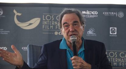 El director, guionista y productor de cine estadounidense,William Oliver Stone