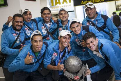 La selección masculina, también campeones de la Homeless World Cup.