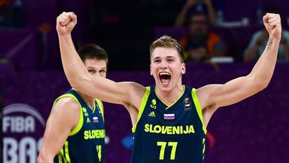Luka Doncic celebra el pase a la final del Eurobasket
