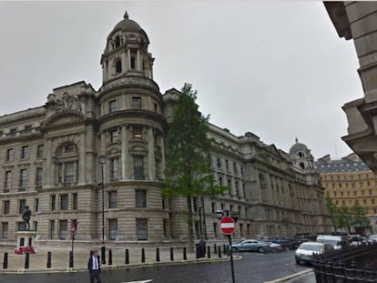 Edificio del Old War Office, en Londres, vendido por OHLA (49%) en el verano de 2021 por 100 millones.