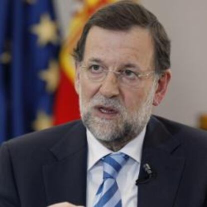 Rajoy desvela que el paro ha llegado ya a los 5,3 millones