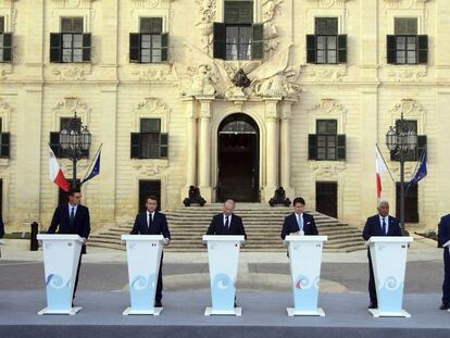 Los jefes de Gobierno de Chipre, España, Francia, Malta, Italia, Portugal y Grecia, esta tarde, en La Valeta.