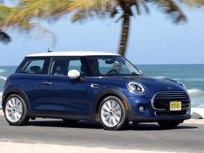 El Mini 2014 mantiene el estilo conocido pero gana empaque.