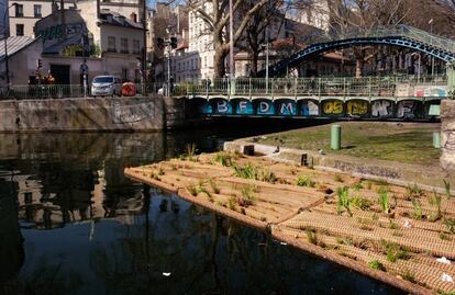 Plataformas del canal Saint Martin.