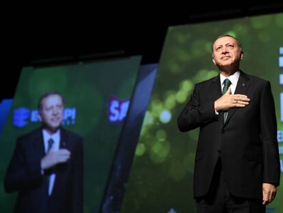 Tayyip Erdogan, presidente de Turqu&iacute;a, en una ceremonia en el palacio presidencial. 