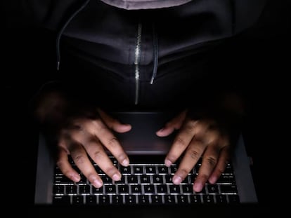 Un nuevo ciberataque extorsiona a más de 350 organizaciones... los 'hackers' piden 70 millones