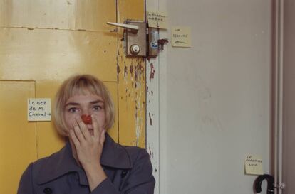 'La nariz del señor Cheval'. De la serie «Suites francesas 2», 1999
© Elina Brotherus