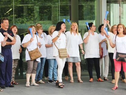 Manifestaci&oacute;n de trabajadoras de KLE, en junio del a&ntilde;o pasado