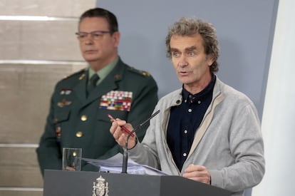 Fernando Simón, the director of the Health Ministry’s Coordination Center for Health Alerts, speaks to the press on Monday.