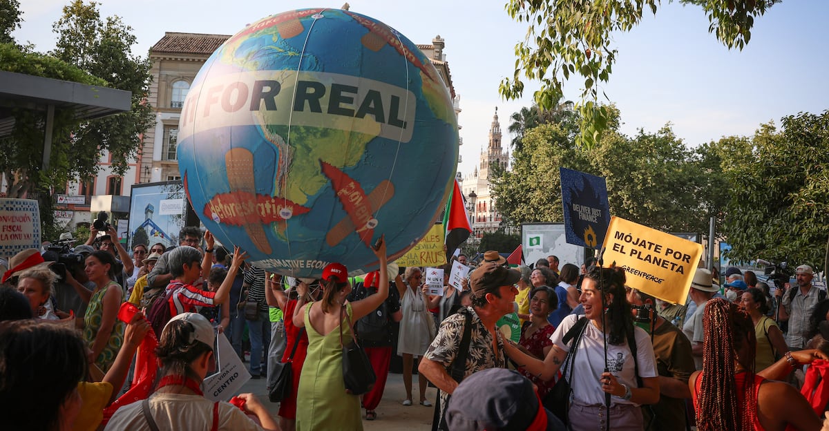 La cumbre de la ONU en Sevilla impulsa el multilateralismo con un texto de consenso, a pesar de la retirada de EE UU