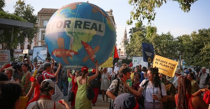 La cumbre de la ONU en Sevilla impulsa el multilateralismo con un texto de consenso, a pesar de la retirada de EE UU