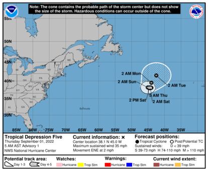 Imagen de la NOAA de la evolución de la tormenta tropical al oeste de las Azores que puede transformarse en huracán.