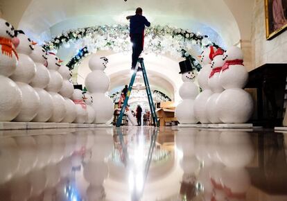 "Las vacaciones han llegado". Con este mensaje, la primera dama de Estados Unidos Michelle Obama compartía en Instagram un pedacito de la decoración navideña de la Casa Blanca.