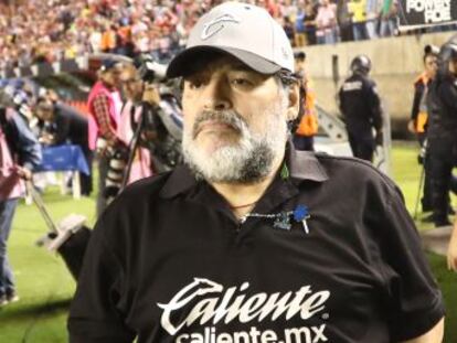 El argentino deja el puesto de entrenador en México debido a cuestiones de salud
