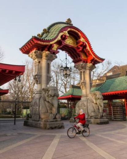 Entrada al jardín zoológico de Berlín.