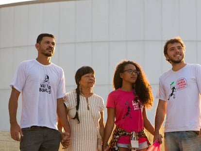 Eduardo, Airy, Nádia e Thiago, candidatos a 'codeputados' em Brasília.