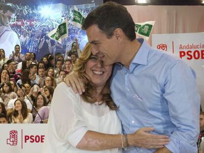 Susana D&iacute;az y Pedro S&aacute;nchez, en Viator (Almer&iacute;a), este s&aacute;bado.