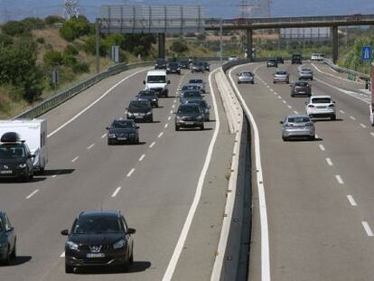 ¿Qué hacer si el coche que provoca el accidente huye o no tiene seguro?