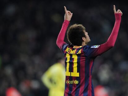 Neymar celebra un gol al Villarreal