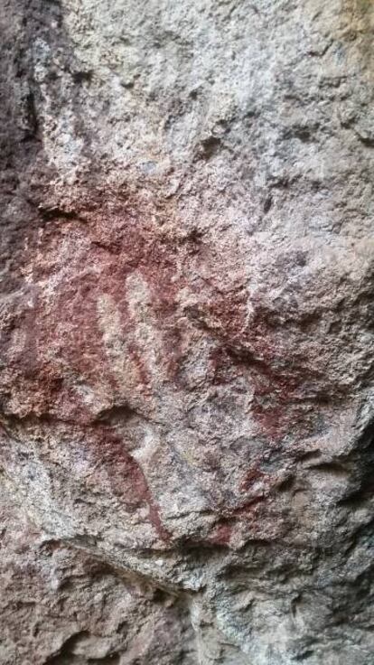 Pinturas paleolíticas de la Cueva de las Manos, donde se hallan restos arqueológicos de los pobladores originarios de Patagonia.