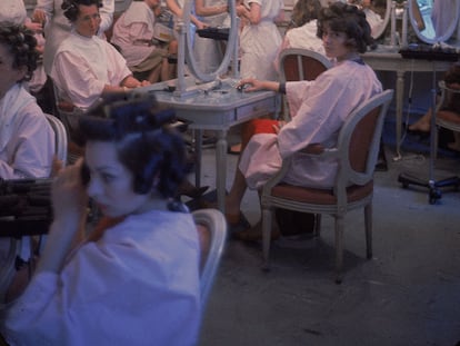 El mítico salón de belleza parisino Alexandre, en 1963.