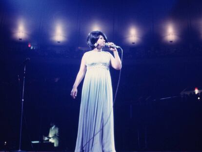 NEW YORK - JUNE 28: Singer Aretha Franklin performs during a concert at Madison Square Garden on June 28, 1968 in New York City, New York. (Photo by Walter Iooss Jr./Getty Images)