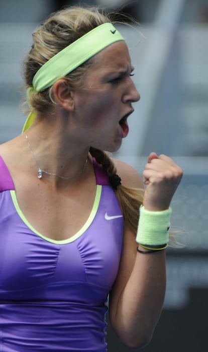 Victoria Azarenka celebra la victoria del partido.