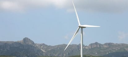Aerogenerador construido por Alstom en El Perelló (Tarragona).