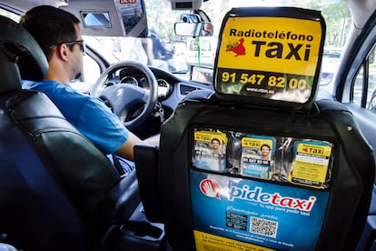 Interior de un taxi en el aeropuerto Adolfo Suárez Madrid-Barajas.