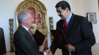 Los presidentes de Uruguay, Tabaré Vázquez, y Venezuela, Nicolás Maduro