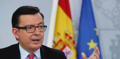Román, Escolano, ministro de Economía.
