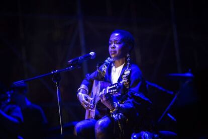 Lauryn Hill, durant la seva actuació al Cruïlla.