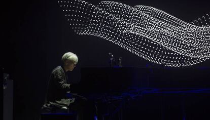 Sakamoto, durante el concierto de clausura del Sónar en el Teatre Grec.