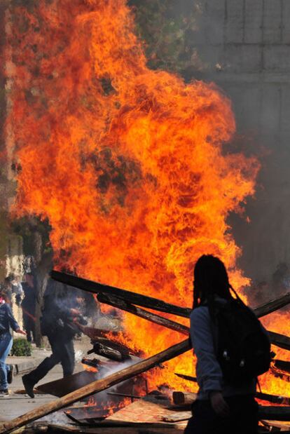 Protesta estudiantil en las calles de Santiago.