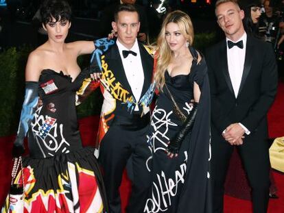 Katy Perry, Jeremy Scott, Madonna y Diplo.