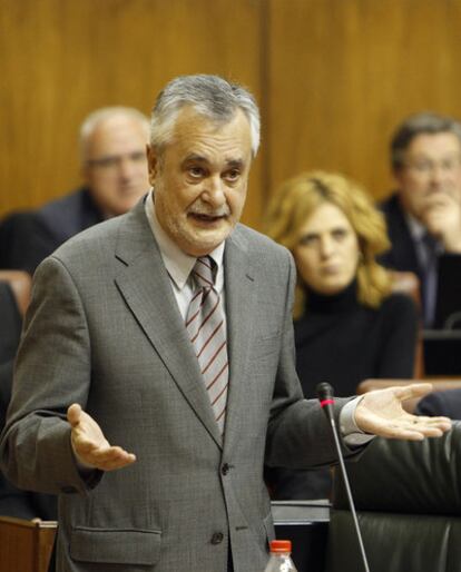 El presidente José Antonio Griñán, ayer en el Parlamento andaluz.