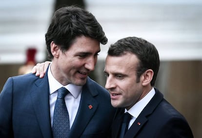 El primer ministro canadiense, Justin Trudeau, y el presidente francés Emmanuel Macron