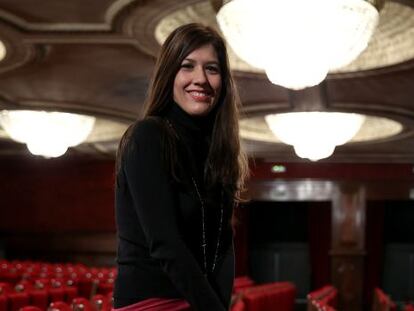 Mariel Mart&iacute;nez, en el patio de butacas del teatro Compac Gran V&iacute;a de Madrid.