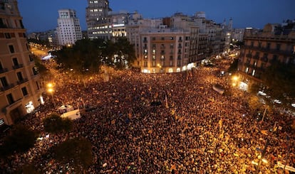 Protesto no centro de Barcelona contra o Governo espanhol