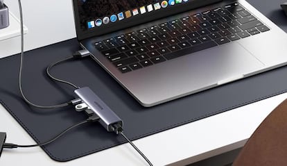 Hub conectado a un portátil